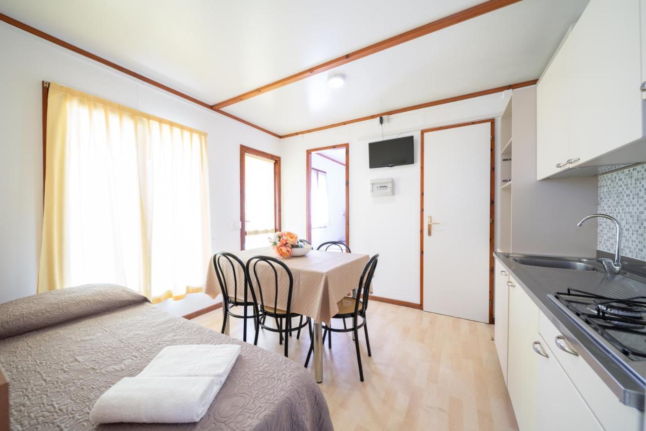 Agriturismo E Agricamping Le Nosare Valeggio sul Mincio Dış mekan fotoğraf